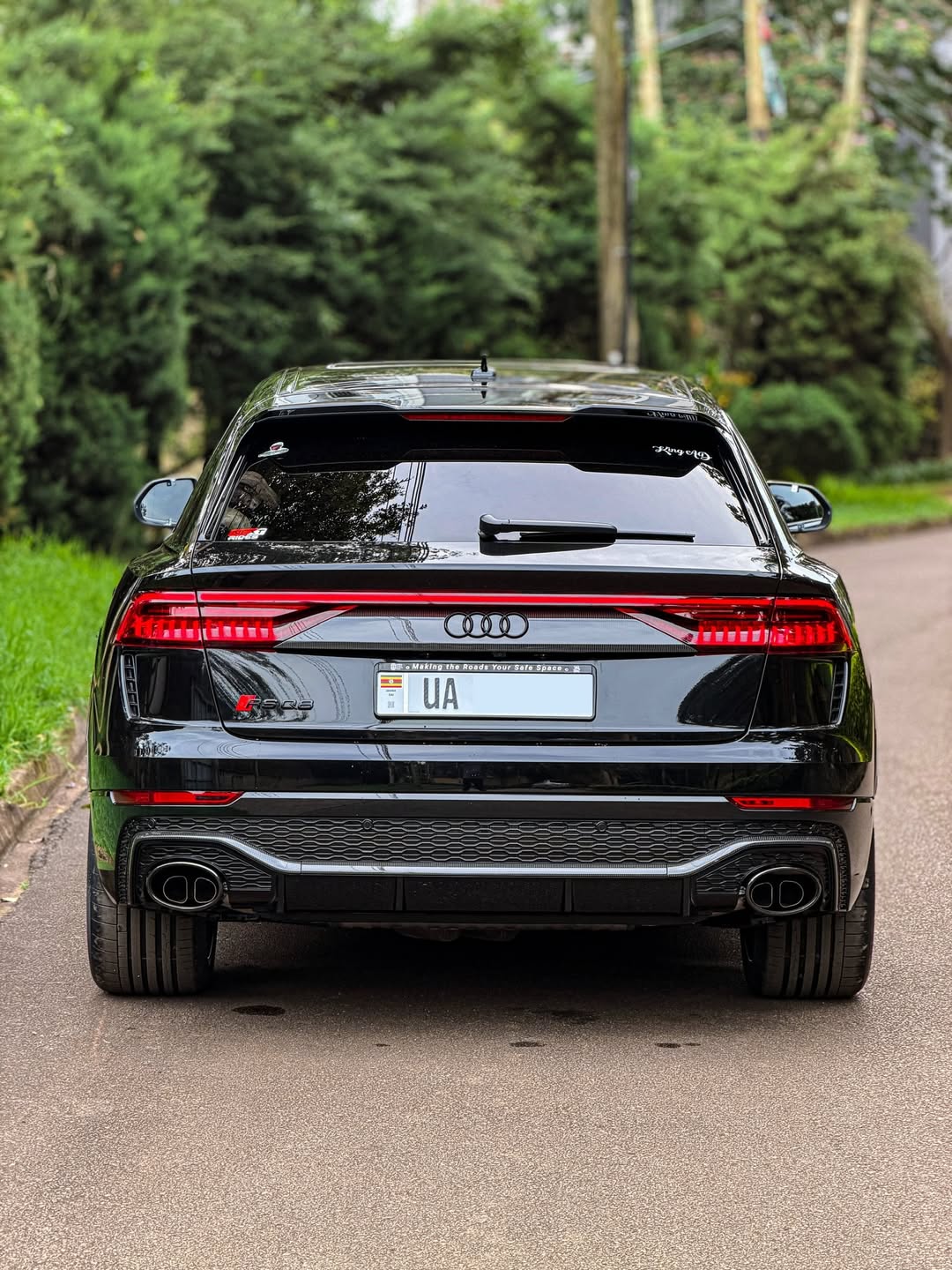 2023 Audi RS Q8 exterior photo 2
